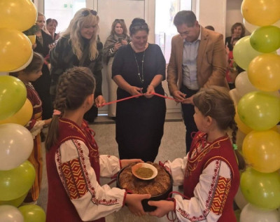 ВИСОКОТЕХНОЛОГИЧЕН STEM ЦЕНТЪР БЕ ОТКРИТ В УЧИЛИЩЕТО В МОМЧИЛОВЦИ