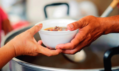 ОБЩИНА НЕДЕЛИНО ПРОДЪЛЖАВА БЕЗПЛАТНИЯ ТОПЪЛ ОБЯД ЗА НУЖДАЕЩИ СЕ