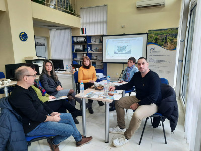 Областен информационен център – Ловеч проведе работна среща с екипа на Регионален център за социална икономика и социални иновации -  Ловеч