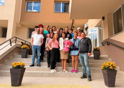 ДОМЪТ ЗА СТАРИ ХОРА В СМОЛЯН ЗАПОЧНА ДЕЙНОСТ В ОБНОВЕНА СГРАДА В КВ. „РАЙКОВО“