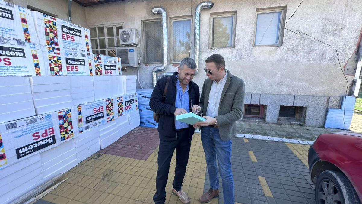 НАПРЕДВА РЕМОНТЪТ НА ДЕТСКИ ГРАДИНИ В БЕЛОСЛАВ