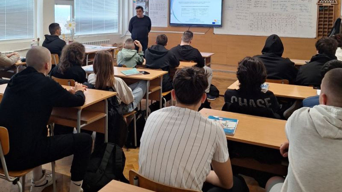 Детективи на европейски проекти в Разград