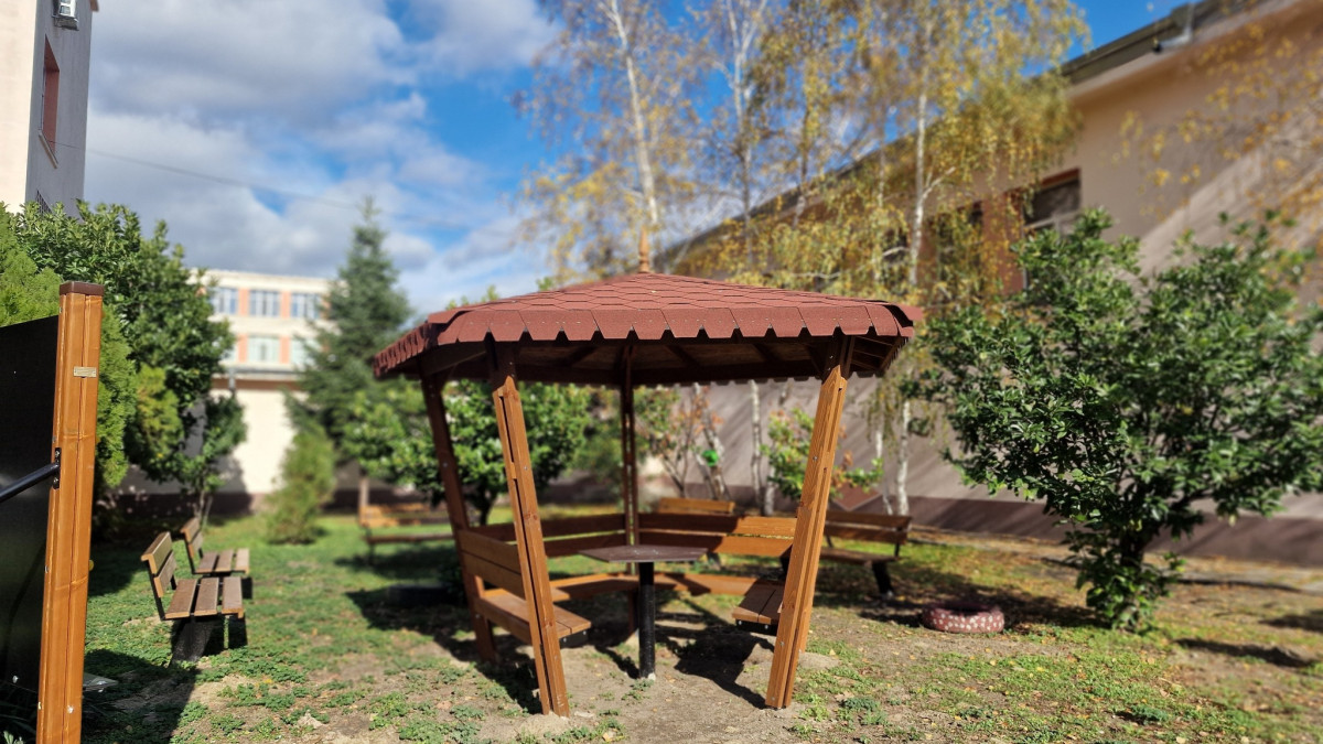 По проект провадийско училище изгради еко кът за учениците