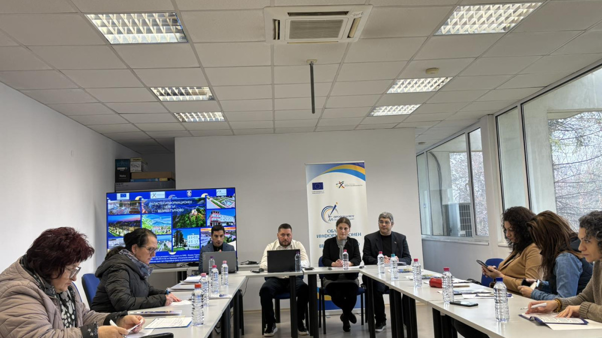 ОИЦ – ВЕЛИКО ТЪРНОВО С РАВНОСМЕТКА ЗА 2025: ПОВЕЧЕ ПРОЕКТИ, ПОВЕЧЕ ИНВЕСТИЦИИ И ПОВЕЧЕ ВЪЗМОЖНОСТИ ЗА ОБЛАСТТА