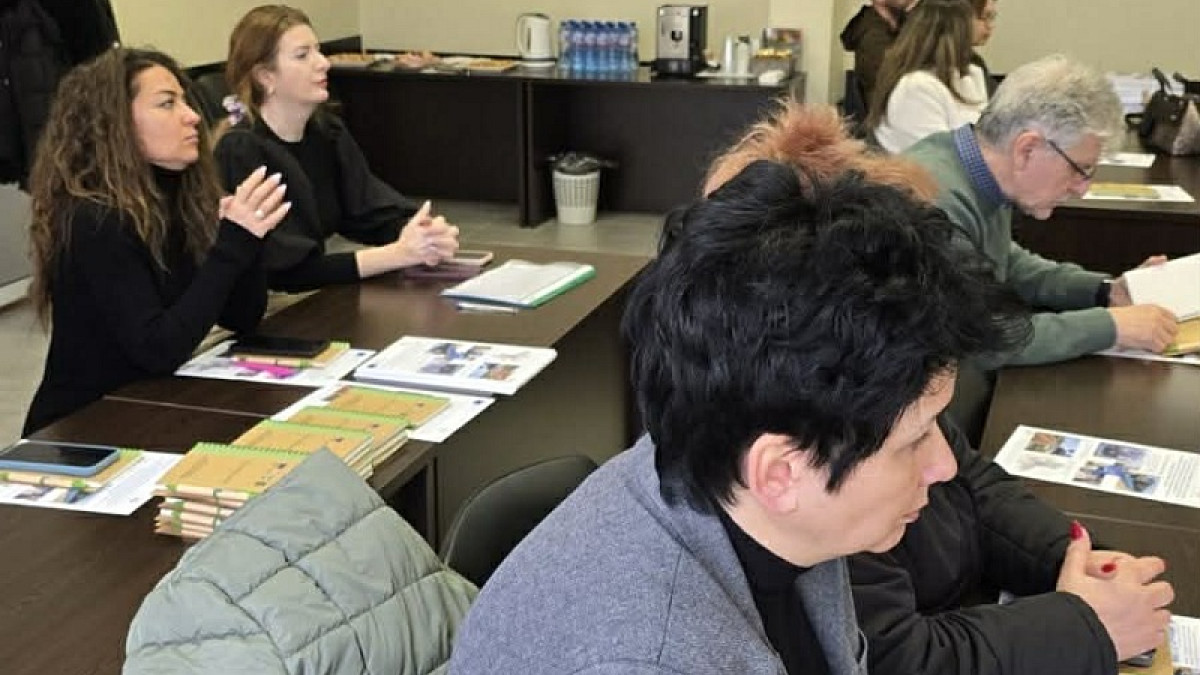 АЙТОС И КАРНОБАТ ПРИКЛЮЧИХА УСПЕШНО ОБЩ ПРОЕКТ ЗА УСТОЙЧИВА ГРАДСКА МОБИЛНОСТ