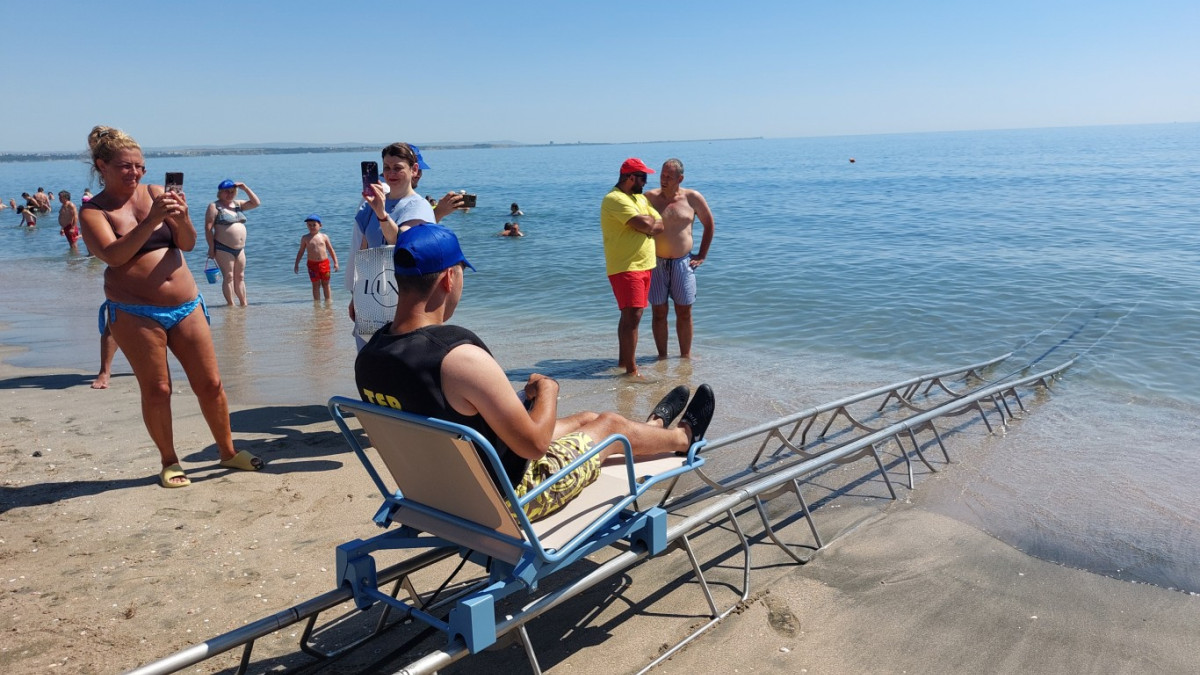ОБЩИНА БУРГАС ОСИГУРИ РАМПИ ЗА ДОСТЪП ДО МОРЕТО ЗА ХОРА С ОГРАНИЧЕНА МОБИЛНОСТ