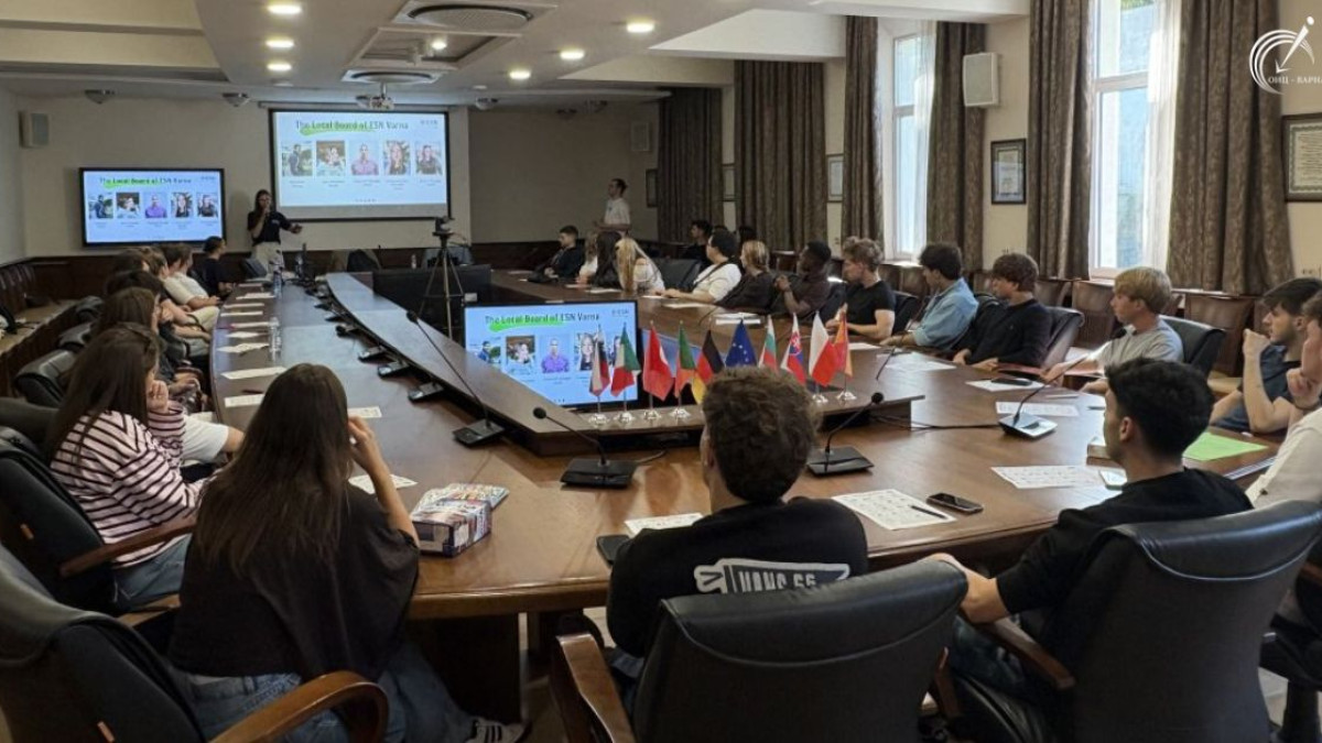 ИУ-Варна посрещна студенти от осем държави по международен обмен