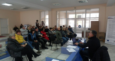 При засилен интерес премина информационната кампания на ОИЦ-Търговище в три от общините на областта.