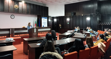Община Първомай