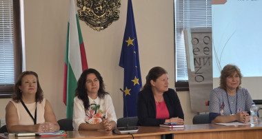 Възможности за млади хора в Трявна по Програма „Развитие на човешките ресурси“ 2021–2027