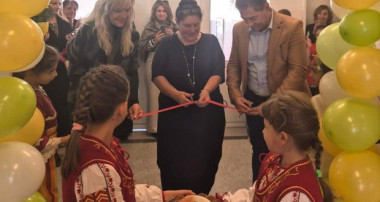 ВИСОКОТЕХНОЛОГИЧЕН STEM ЦЕНТЪР БЕ ОТКРИТ В УЧИЛИЩЕТО В МОМЧИЛОВЦИ