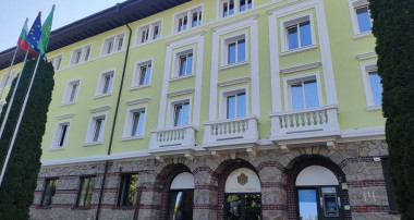 ОБЩИНА МАДАН ЩЕ СЕ ОБОРУДВА С НОВ ЕЛЕКТРОМОБИЛ И ЗАРЯДНА СТАНЦИЯ ПО ПРОЕКТ