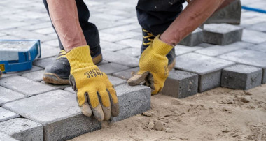 ДОСПАТ ИНВЕСТИРА БЛИЗО 5 МИЛИОНА ЛЕВА В МОДЕРНИЗАЦИЯ НА УЛИЧНАТА ИНФРАСТРУКТУРА