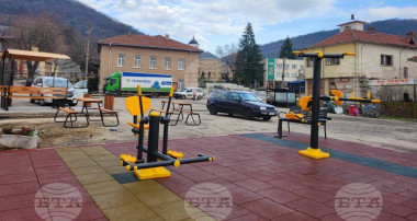 Ново пространство за отдих и спорт е изградено в централната част на с. Врабево с финансиране по няколко проекта
