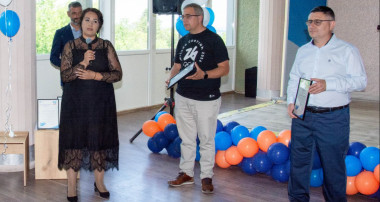 Част от първия екип